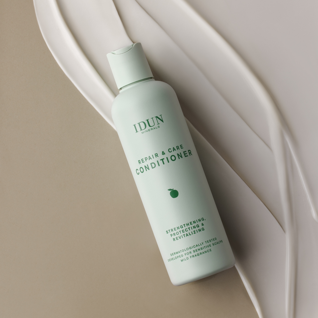 Repair & Care Conditioner – Restorative Hair Treatment – Product Image 3 | The Glow Atelier