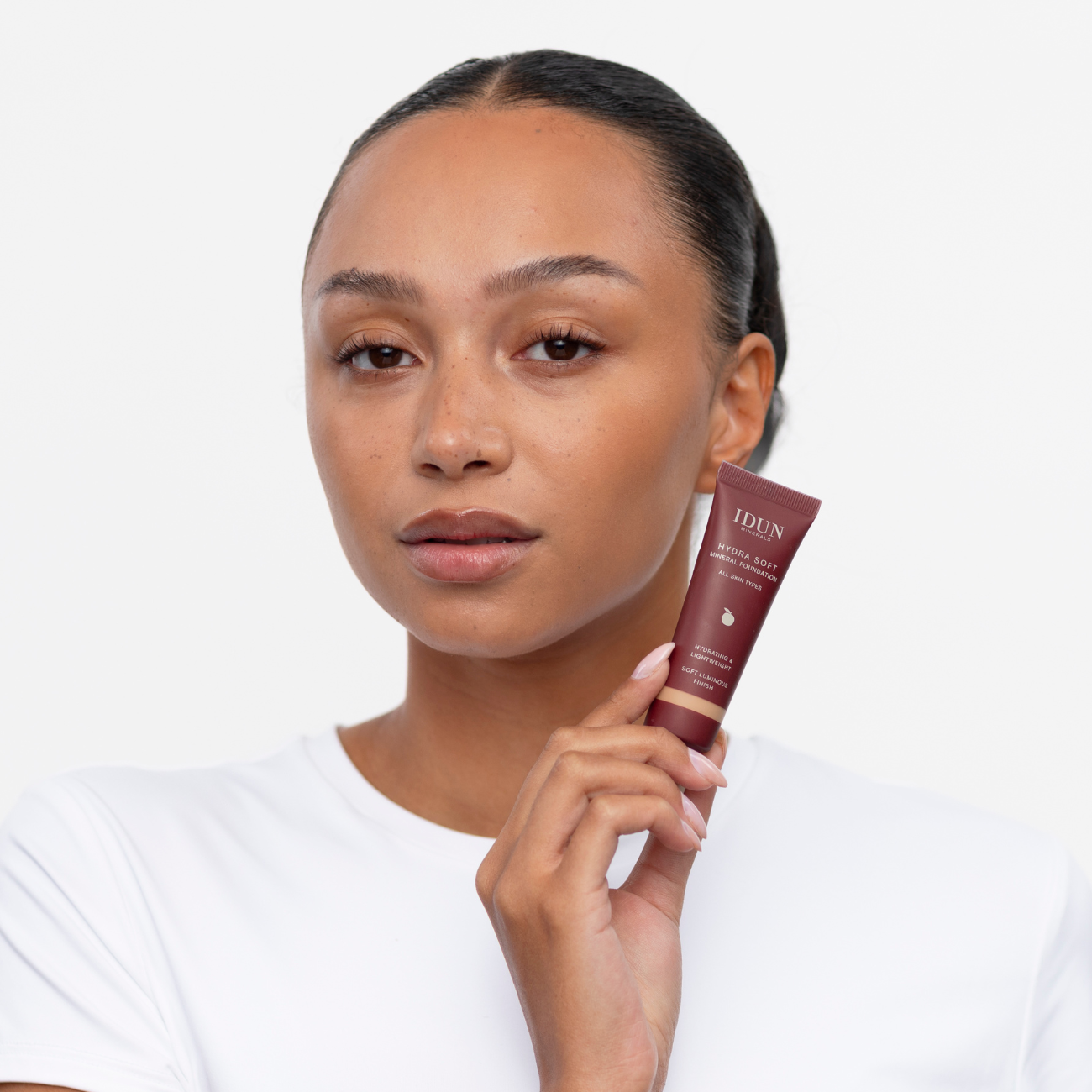 Hydra Soft Mineral Foundation – Product Image 40 | The Glow Atelier