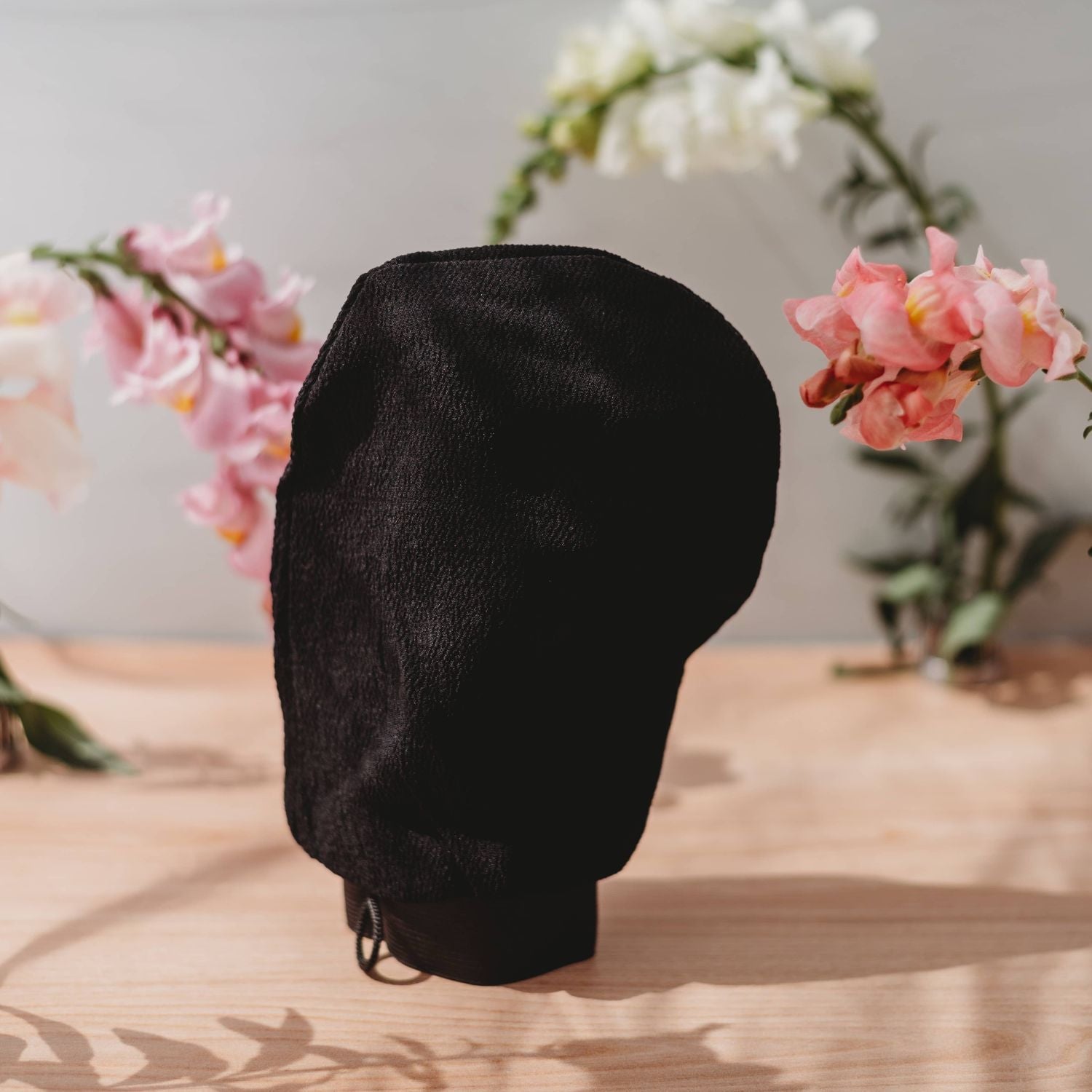 Deep Exfoliating Glove — Smooth Skin, Even Tan